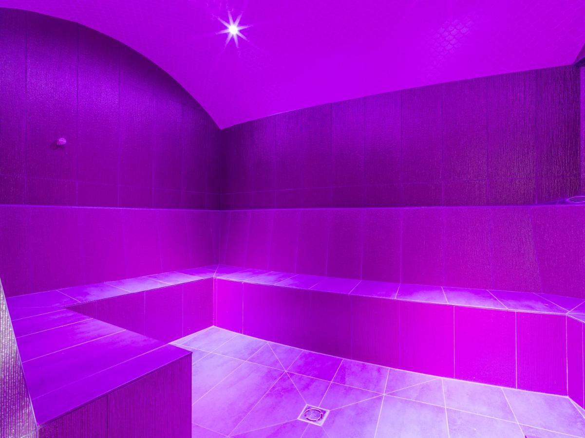 Hotel Adapura วาไกรน์ ภายนอก รูปภาพ